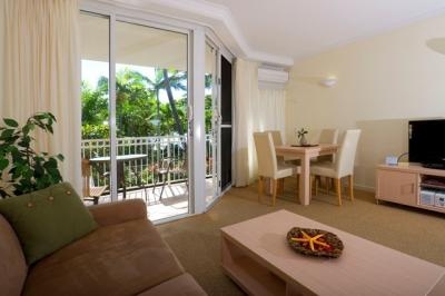 1 Bedroom Beachfront Apartments
