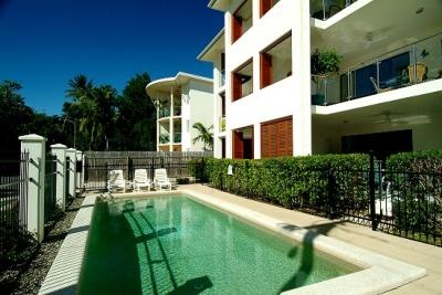 Oceansprey Beachfront Apartments