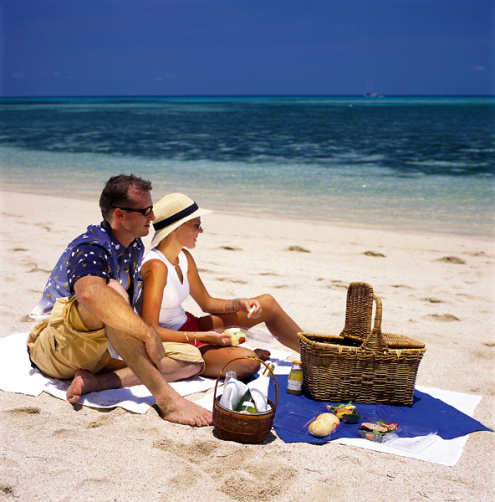 DAY THREE: Free day to relax and explore Green Island