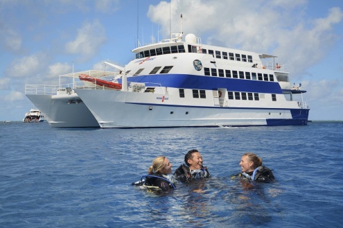 Introductory Diving On OceanQuest