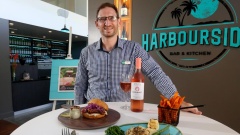 Harbourside Bar & Kitchen provides makeover for Cairns Holiday Inn