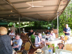 Tarzali Lakes Smokehouse Cafe