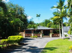 Lake Placid Tourist Park - Caravan Park Cairns
